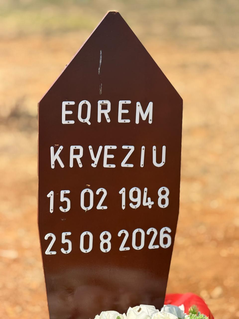 Eqrem Destan Kryeziu